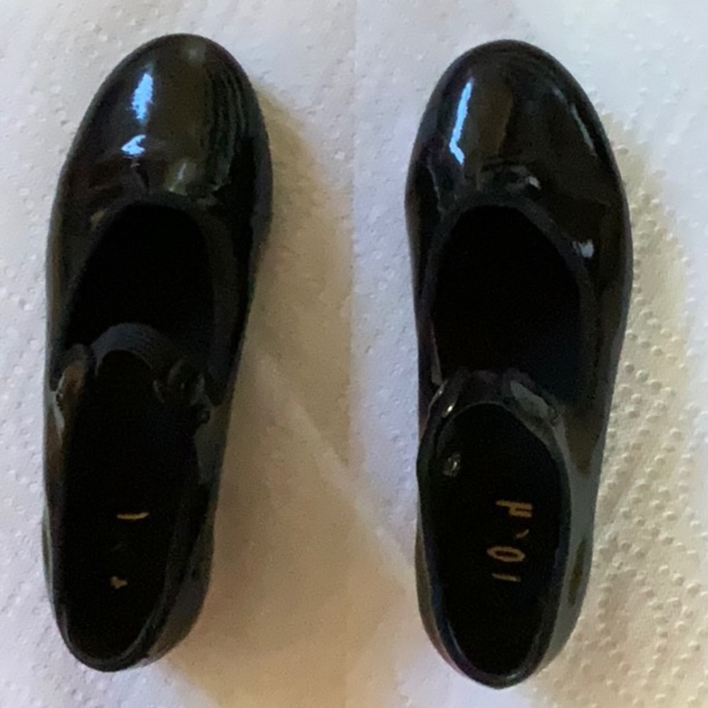 Black tap shoes